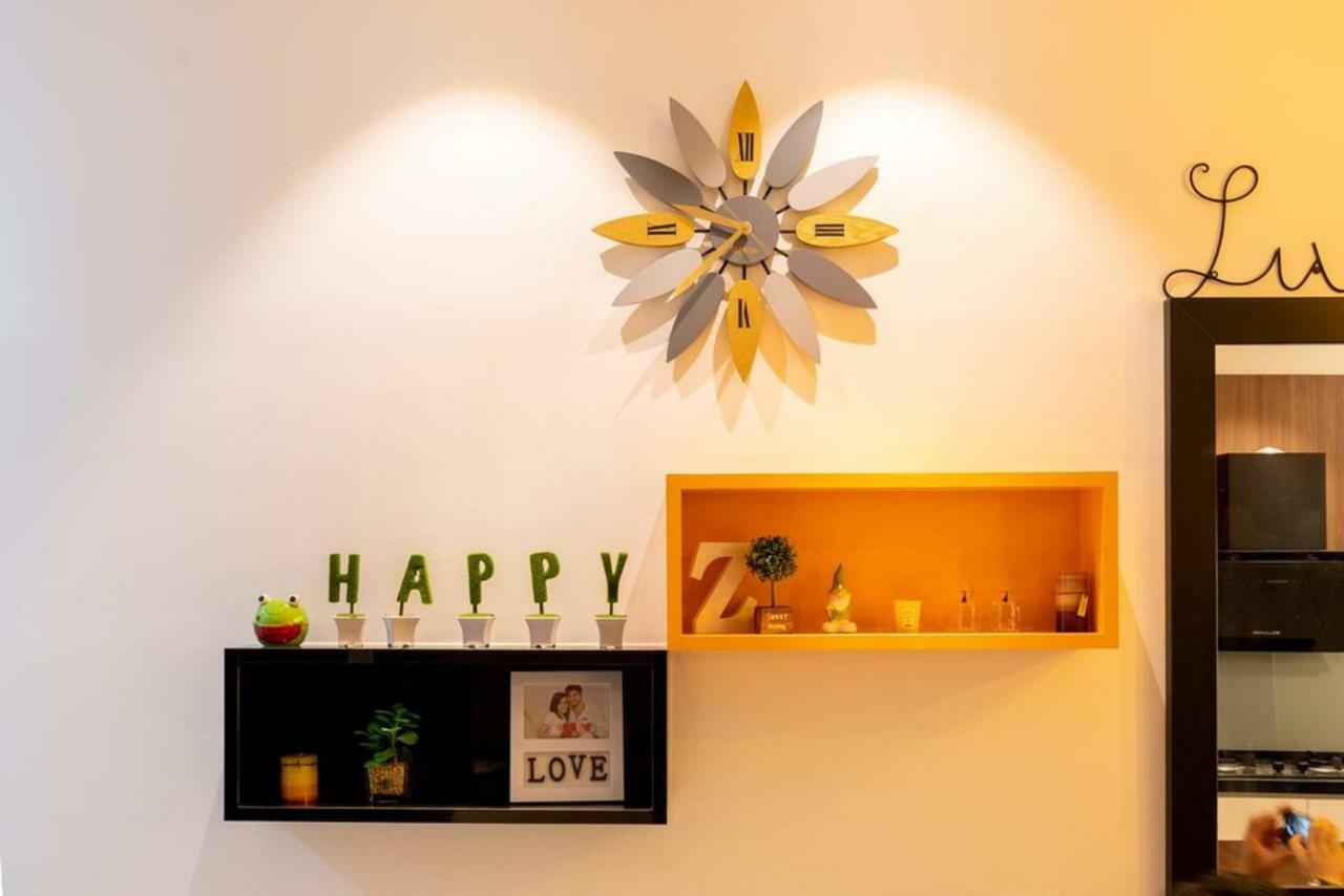 Southwest Designer Suite By D Imperio Homestay Penang Bayan Lepas Room photo